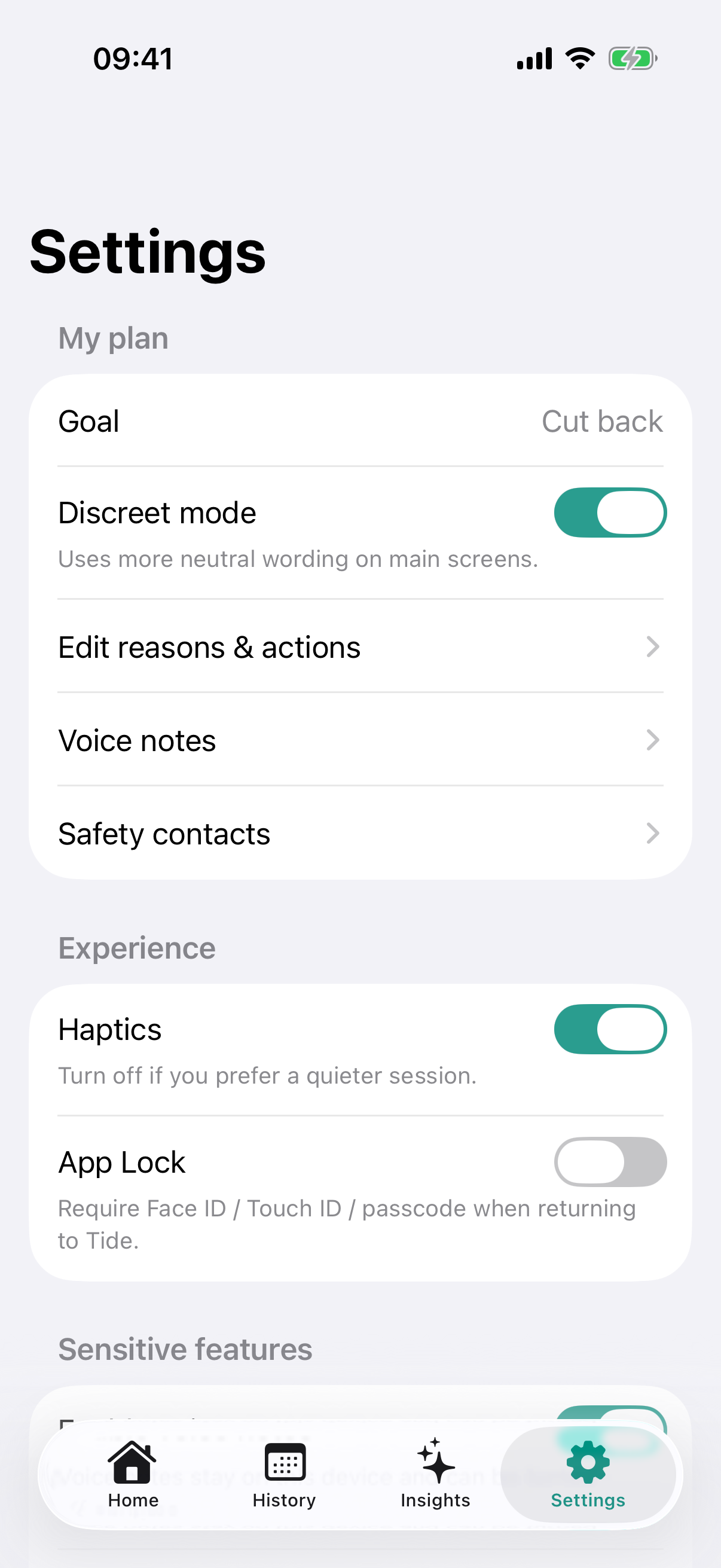 Settings screen with discreet mode toggle